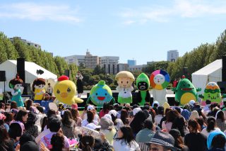 オープニングせれもにーでのゆるキャラの整列